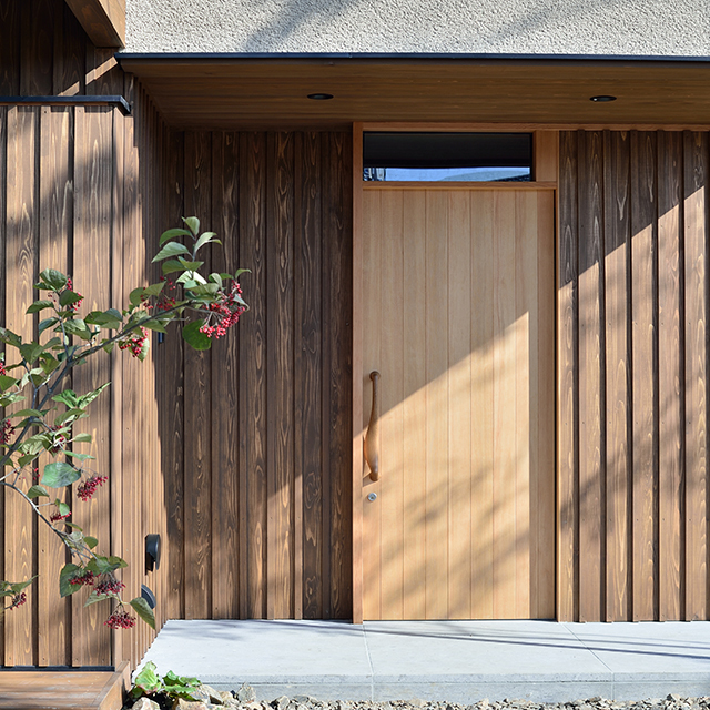 sugatakatachi, gosei-house entrance, door handle