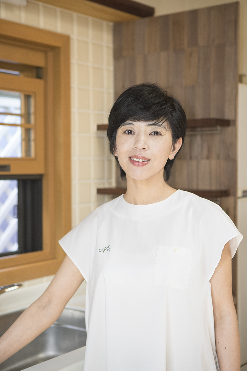 sugatakatachi, Makiko-Takahashi