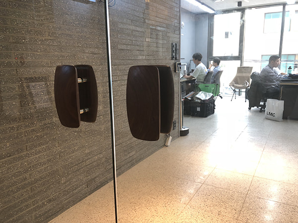 木製ドアハンドル施工例すがたかたち