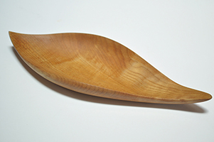 木製 トレー 皿 葉型 すがたかたち